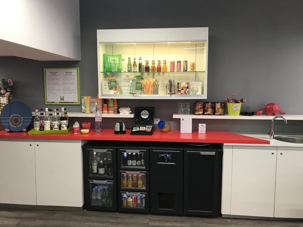 Ibis Styles Chambery Centre Gare Otel Dış mekan fotoğraf